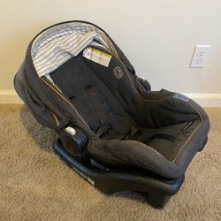 Graco Baby Car Seat Click Connect