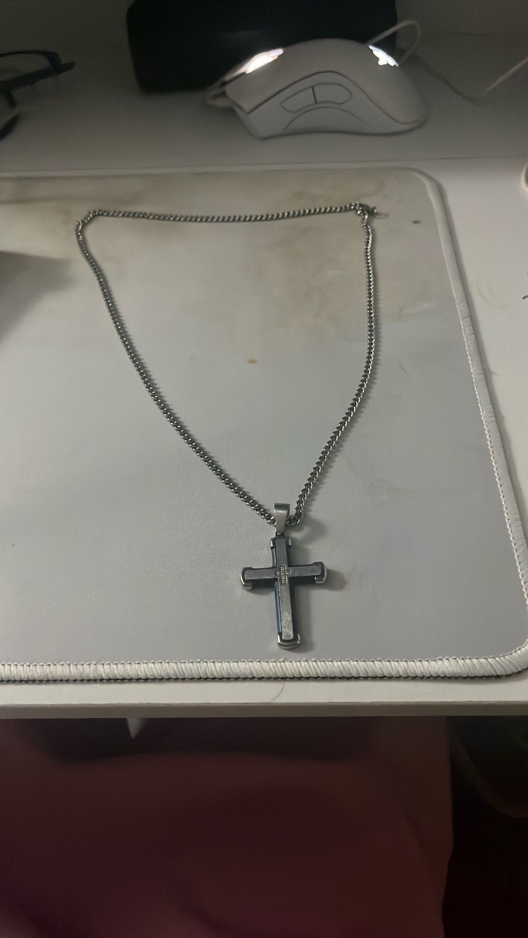 Sterling silver chain w/ stainless steel pendent with diamonds