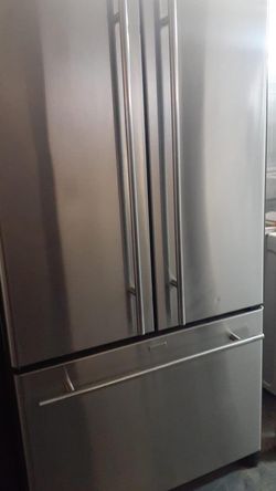 Good Maytag French Door - GREAT condition!