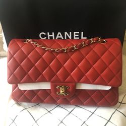 Authentic Chanel Classic Red Double flap /gold 