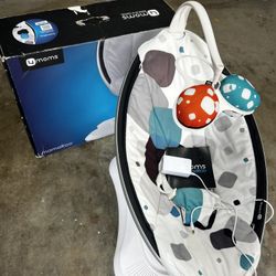 MamaRoo Baby Swing