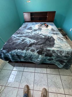 Queen Bed