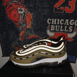 Nike AIR MAX 97 MEN Size 10.5 NEW W/Box