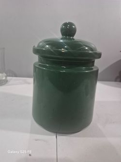 Forest Green Ceramic Kitchen Canister with Lid – Glossy Emerald Stoneware Storage Jar