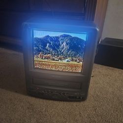 Memorex MVT2090 TV/VCR Combo VHS Player Retro Gaming