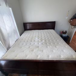 King size bed with mattress