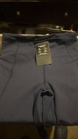 Have this navy kick flare from fabletics size medium they sell for 89.00 bucks letting it go for $50