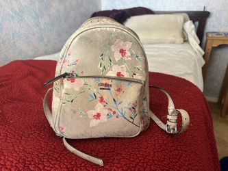 Floral Guess Backpack (small) 