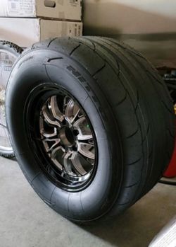 NITTO R2 305/45/17