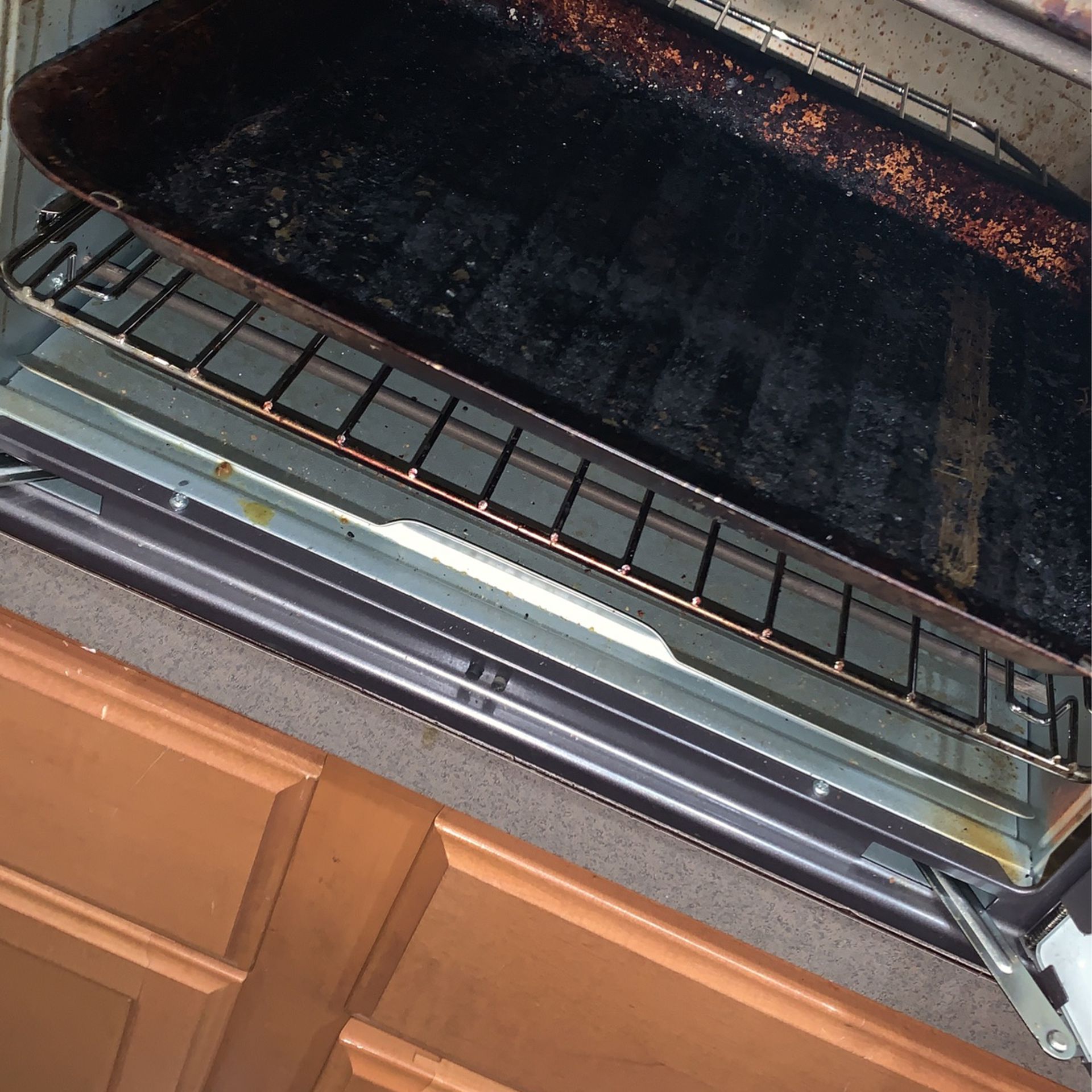 Nordic Ware Toaster Oven Tray Rack 2-Piece Baking Sheet Broiler, Compact,  Gold for Sale in San Antonio, TX - OfferUp
