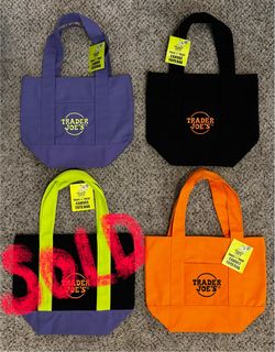 Trader Joe’s mini totes!