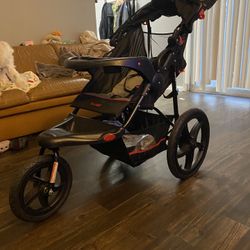Baby stroller 