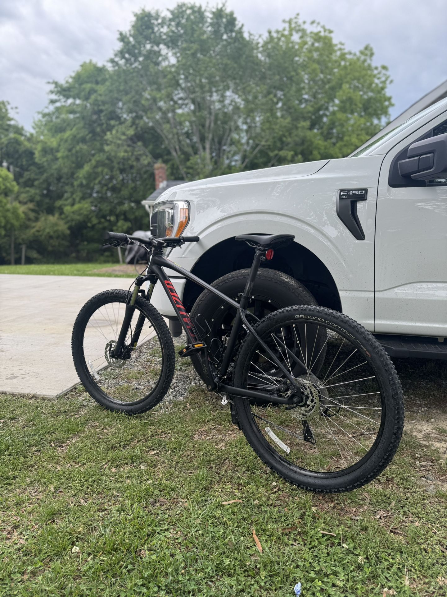 Specialized Pitch (Large)