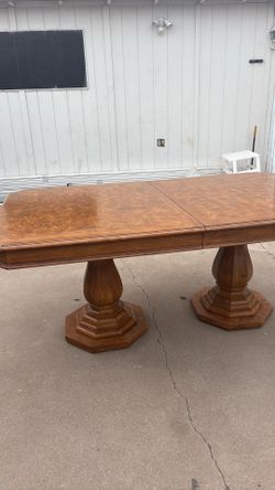 Dinning Table