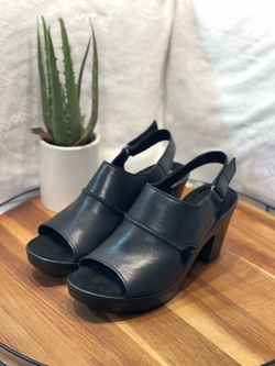 BORN High heels , Black Sandals, Size 8