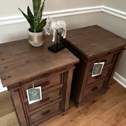 Four Hands Set of Nightstands 