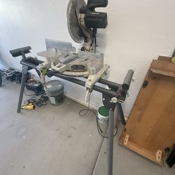 Delta Sliding Saw and Stand