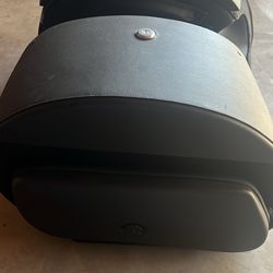 Viking Quick Release Saddle Bags Like New