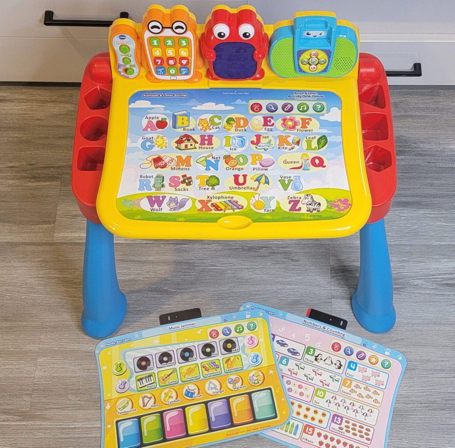 Vtech Touch and Learn Activity Desk Deluxe -  Interactive Learning  New & Sealed🧸😊👶