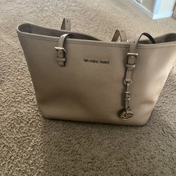 Michael Kors Tote