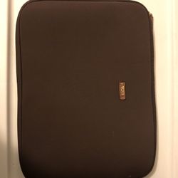 Tumi Pouch