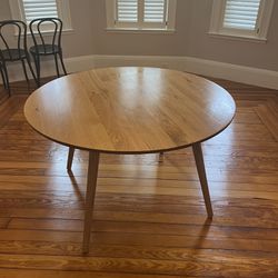 Article Round Oak Table 
