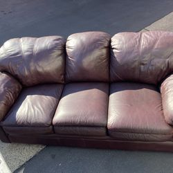 Sofa Couch - FREE DELIVERY 🚚🛋