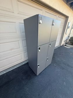 Stash Digital 6-Door Lockers feature durable powder-coated steel construction