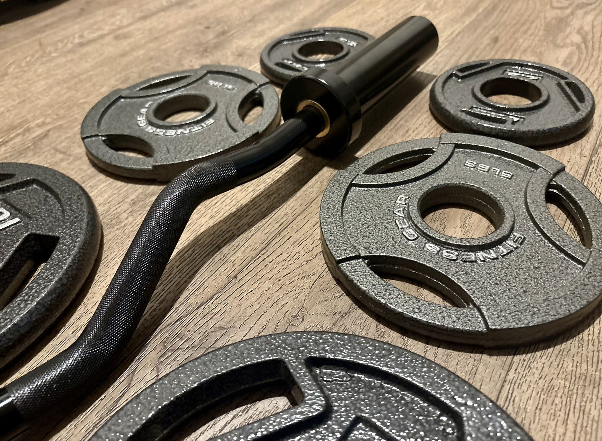 🕺🏽$30 Off Father’s day NO HOLD’S NEW Olympic Black Curl Bar With Pairs From 5s To 35s [total: 175 lbs)