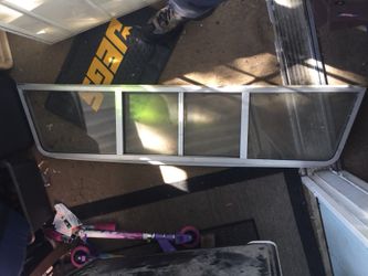 Rear slider windshield for W200 dodge