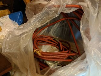 Compressor air hoses, fittings.