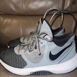 Ships free, Nike Air Precision ll Athletic Shoes, Men’s Size 9