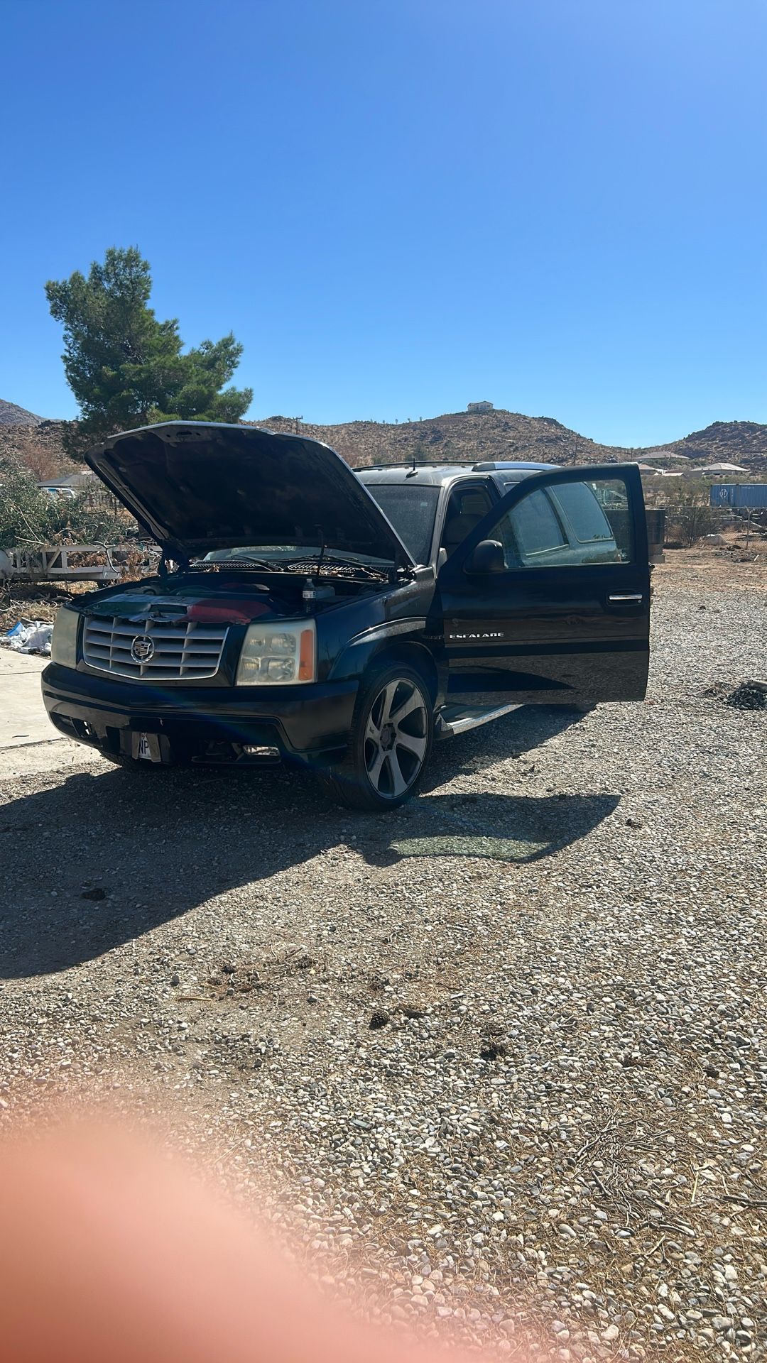 Cadillac Escalade Parts