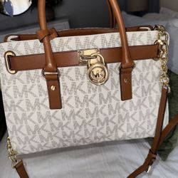 Mk Purse New 