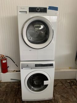 New scratch and dent 24" front load washer and electric dryer set with 6 months warranty