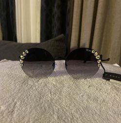 Quay Australia Sunglasses  (I’m Rich 125)