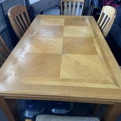 Wood Kitchen Table And Chairs