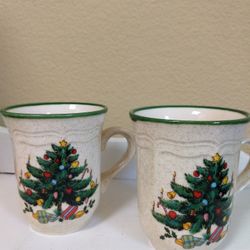 Mikasa holiday season mugs