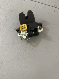 Trunk Latch 
