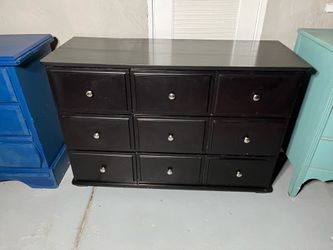 BLACK DRESSER 6 drawers