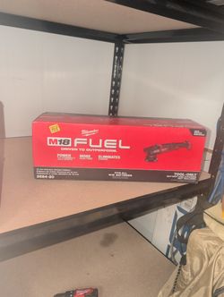 Milwaukee M18 Fuel 15 Mm Random Orbital Polisher 