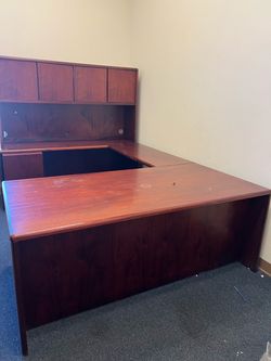 Large Executive Office Desk U-Shaped Rear Credenza