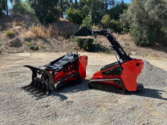 Mini skid steer stand behind DIESEL