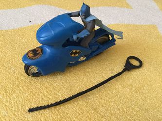 Vintage Batman/Batman motorcycle and rip cord .good condition 70s toy wheels roll freely