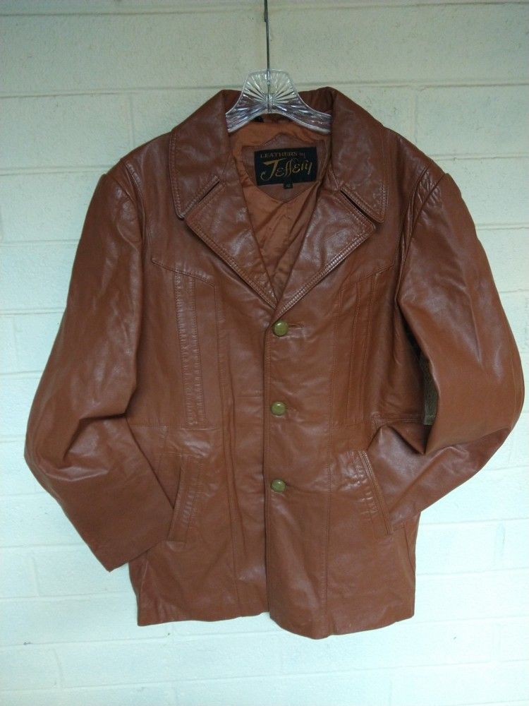 MEN'S LEATHER JACKET, SIZE: 42. BROWN. VINTAGE LEATHERS BY JEFFERY. IN VERY GOOD CONDITION.