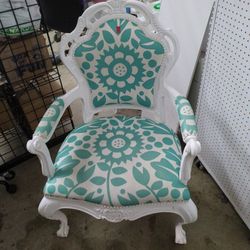 Set Of 2 High Quality Designer Chairs!