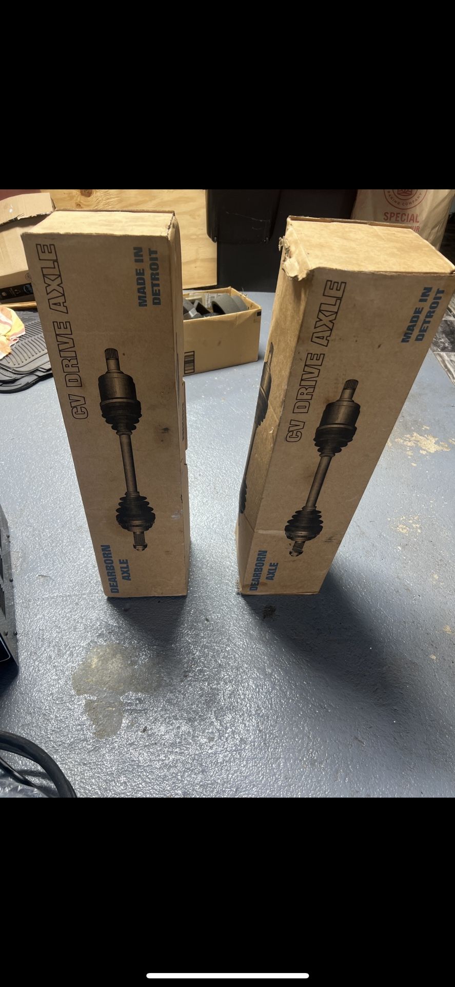 Axle (2 Boxes)