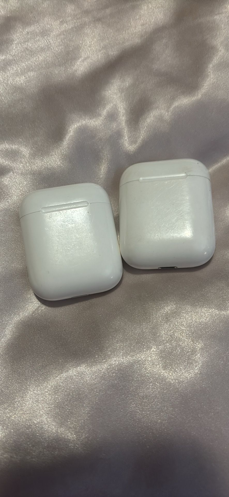 2 Pairs Of 2nd Gen AirPods