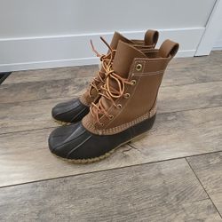 L. L. Bean Womens 7w Brown and Black Duck Boots 