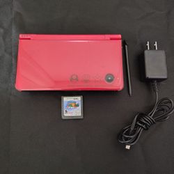 Nintendo DSI XL Super Mario Bros. 25th Anniversary Edition